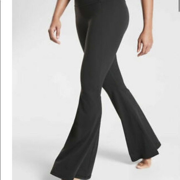 Athleta Pants - Athleta Aura Flare Pant NWOT Medium Tall Black